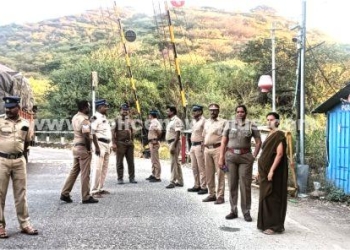 மதுரை நகரில்  போலீசார் பலத்த பாதுகாப்பு