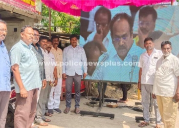 பேரூராட்சி நிர்வாகம் சார்பில் எல்.ஈ.டி திரை மூலம் ஒளிபரப்பு