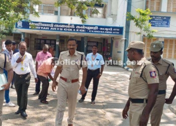 நீட் தேர்வு மையத்தை பார்வையிட்ட எஸ்.பி