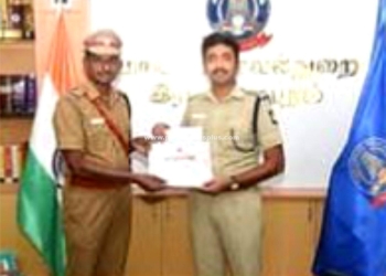 ஓய்வு பெற உள்ள சார்பு ஆய்வாளருக்கு பாராட்டு சான்றிதழ் 