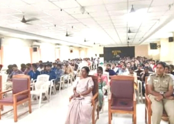 குற்றங்கள் குறித்து மாணவர்களுக்கு விழிப்புணர்வு