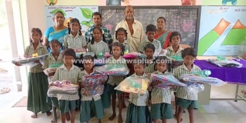 மாணவர்களுக்கு கல்வி உபகரணங்கள் வழங்கும் நிகழ்ச்சி