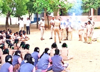 பட்டாசுகளை விபத்தில்லாமல் பயன்படுத்த விழிப்புனர்வு பிரச்சாரம்