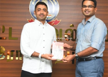 டி.எஸ்.பிக்கு வாழ்த்து தெரிவித்த எஸ்.பி