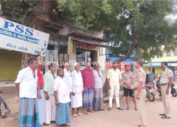 மாவட்ட காவல்துறையினரின் விழிப்புணர்வு நிகழ்ச்சி